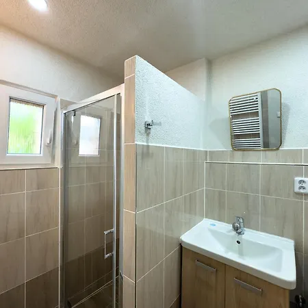 U Radi - Desna V Jizerskych Horach Apartment